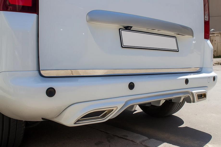 Opel Combo 2019– Spodní lišta víka kufru OmsaLine (nerez) Image
