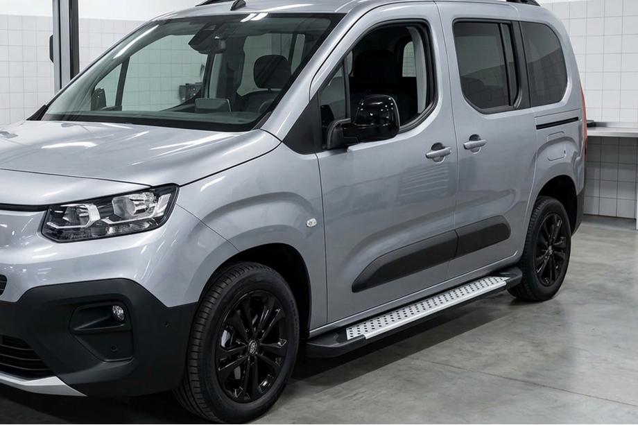 Opel Combo 2019– Boční nášlapy Allmond Grey (2 ks, hliník) Image