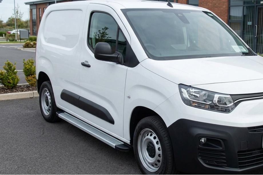Opel Combo 2019– Boční nášlapy Maya V2 (2 ks, hliník) Image