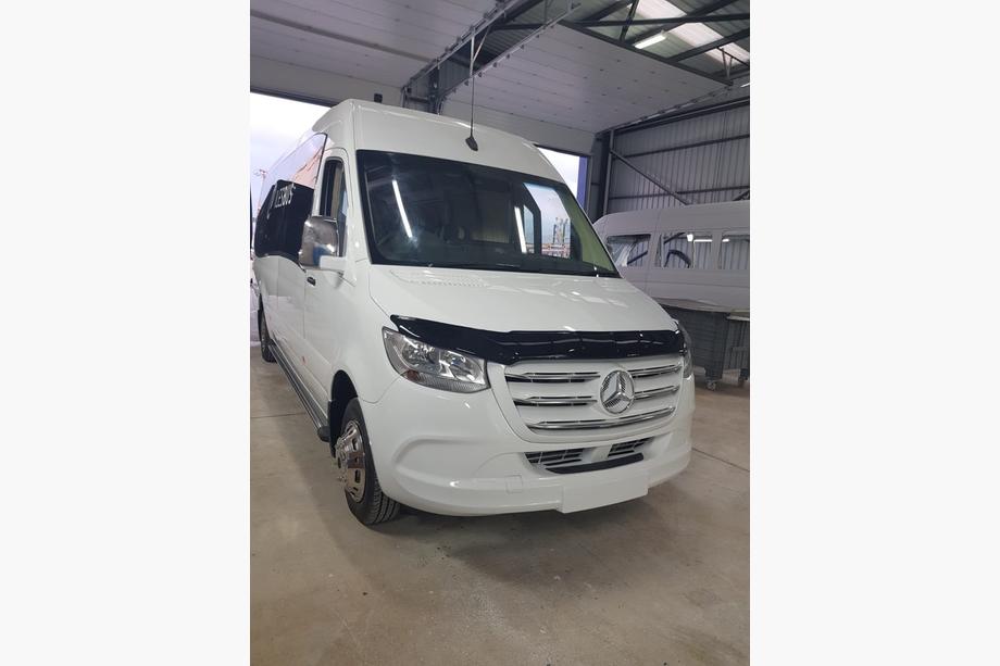 Mercedes Sprinter W907/W910 2018– Deflektor kapoty (EuroCap) Fotografie 14