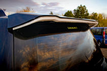 Toyota Land Cruiser 200 2007–2021 Spoiler FullLed (2016+) fotografie 4