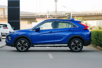 Mitsubishi Eclipse Cross 2017– Dveřní lišty OmsaLine (4 ks, nerez) fotografie 3