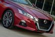 Středně velký sedan Nissan Altima šesté generace fotografie 4