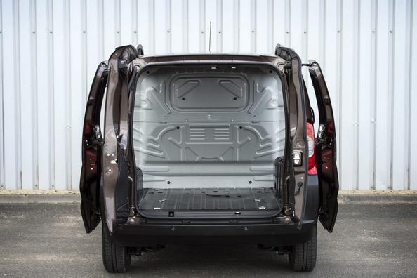 Test modernizované malé dodávky Fiat Fiorino Cargo Fotografie 8