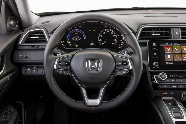 Třetí generace hybridního sedanu Honda Insight Fotografie 7