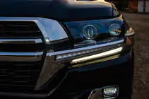Toyota Land Cruiser 200 2007–2021 Mračítka na světlomety s LED (2016↗) fotografie 5