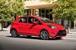 Recenze modernizovaného subkompaktního hatchbacku Toyota Yaris fotografie 2