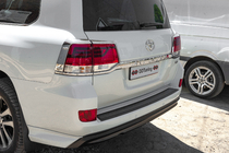 Toyota Land Cruiser 200 2007–2021 Chromové kryty zadních světel (2015+, 4dílná sada, plast) fotografie 5