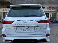 Lexus LX570/450d 2008–2022 Sada štítků v karbonovém vzhledu (4 ks) fotografie 4