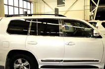 Toyota Land Cruiser 200 2007–2021 Kompletní okenní lišty a lišty na sloupky (nerez) fotografie 15