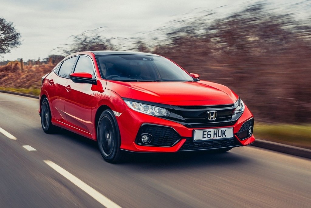Recenze pětidveřového hatchbacku Honda Civic 5D
