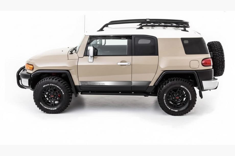 Toyota FJ Cruiser 2006–2022 Sada dveřních lišt Fotografie 2