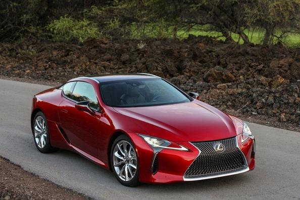 Recenze vysoce výkonného kupé Lexus LC500