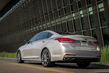 Recenze prémiového sedanu Hyundai Genesis G80 fotografie 13