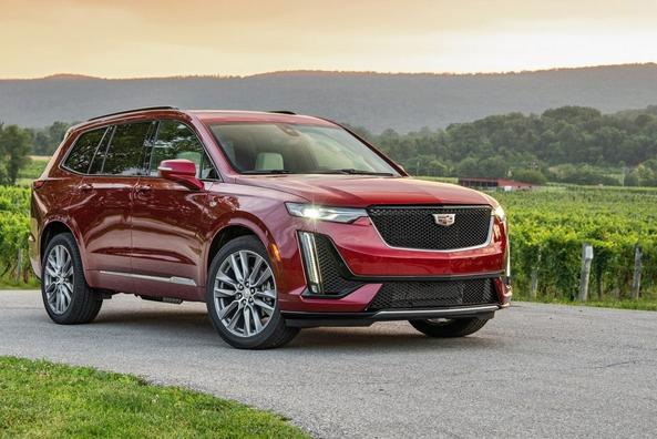 Recenze plnohodnotného crossoveru Cadillac XT6