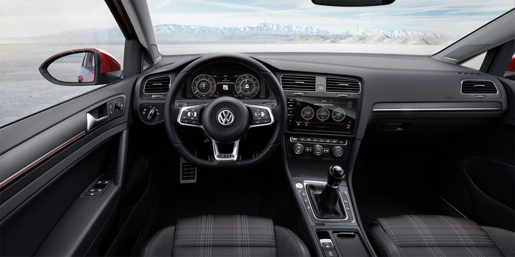Recenze sportovního hatchbacku Volkswagen Golf GTI
