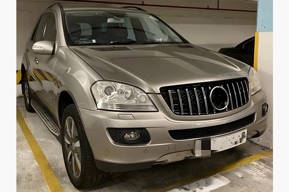 Mercedes ML W164 2005–2011 Přední maska chladiče (GT Panamericana, 2005-2008) Fotografie 1