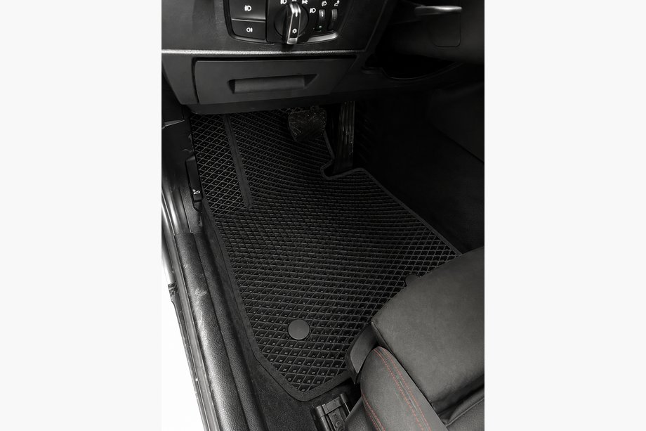 BMW řada 1 F20/F21 2011–2019 EVA rohože (černé) Fotografie 1