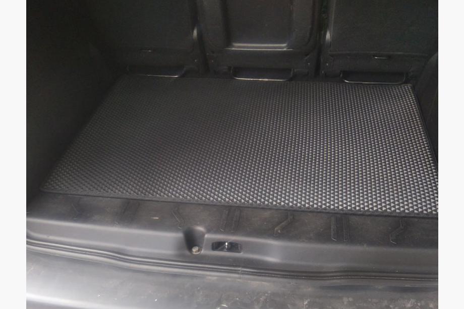 Citroen Berlingo 2008–2018 Koberec do kufru (EVA, černý) Image