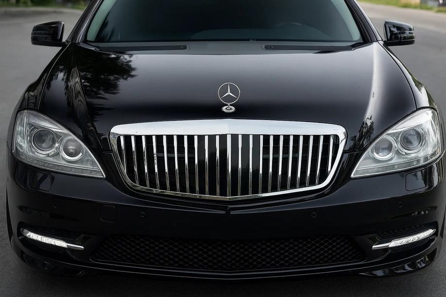 Mercedes S-class W221 2005–2013 Maska chladiče Maybach V1 (2009-2013) Image