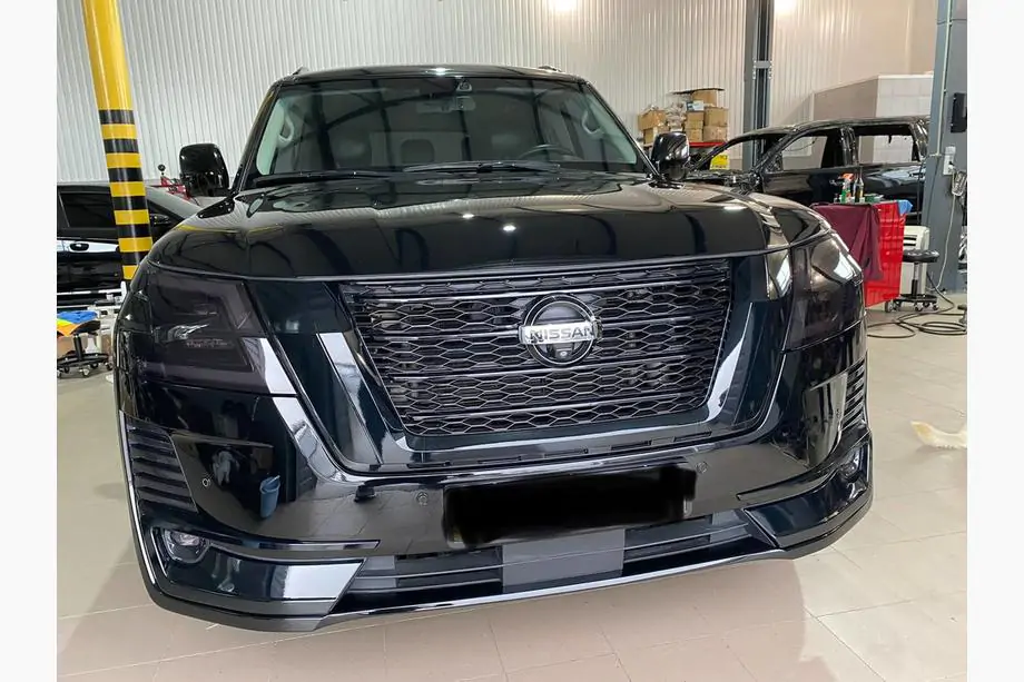 Nissan Patrol Y62 2010–2024 Sada bodykitu pro rok 2024 (facelift) Fotografie 9