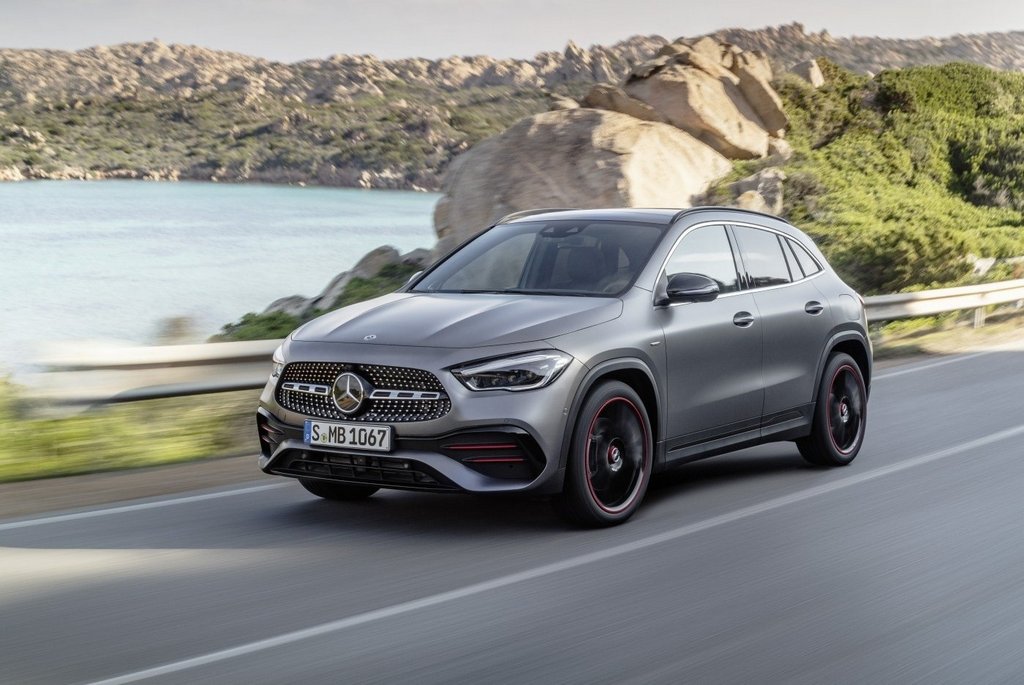 Recenze prémiového kompaktního crossoveru Mercedes-Benz GLA-Class