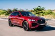 Prémiový středně velký crossover Jaguar F-Pace fotografie 3