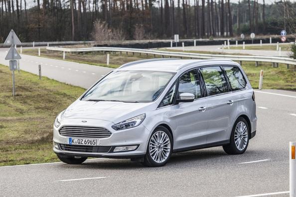Sedmimístný minivan Ford Galaxy třetí generace