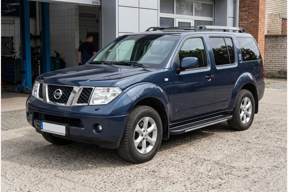 Nissan Pathfinder R51 2005–2014 Boční prahy Bosphorus Grey (2 ks, hliník) Image
