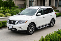 Nissan Pathfinder R52 2012–2021 Boční nášlapy Rainbow (2 ks, hliník) fotografie 1