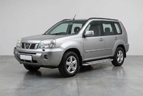Nissan X-trail T30 2002–2007 Boční nášlapy Maydos V2 (2 ks, hliník) fotografie 1