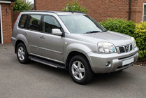 Nissan X-trail T30 2002–2007 Boční nášlapy Duru (2 ks, hliník) fotografie 1