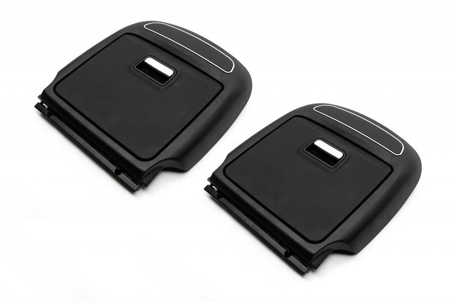 Toyota Land Cruiser 200 2007–2021 Stolek na sedadlo (v sortimentu) Fotografie 4