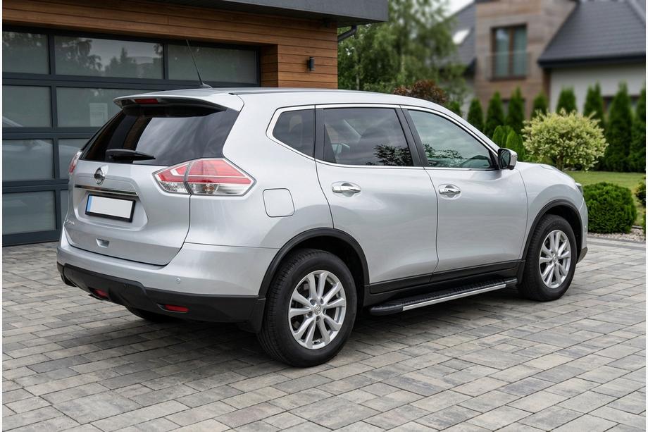 Nissan X-trail T32/Rogue 2014–2021 Boční prahy Bosphorus Grey (2 ks, hliník) Image