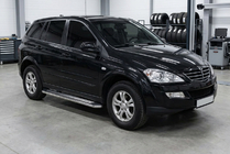 SsangYong Action 2005–2018 Boční prahy Maydos V2 (2 ks, hliník ↗ nerez) fotografie 1