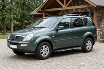SsangYong Rexton I 2001–2017 Boční nášlapy Bosphorus Grey (2 ks, hliník) 2005–2012 fotografie 1