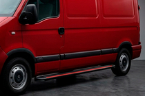 Renault Master 1998–2010 Boční nášlapy Maya Red (2 ks, hliník) fotografie 1