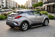 Toyota C-HR 2016–2023 Boční nášlapy Maya V1 (2 ks, hliník) fotografie 1