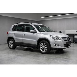 Boční prahy Bosphorus Grey (2 ks, hliník) Volkswagen Tiguan 2007–2016 fotografie 1