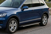 Porsche Cayenne 2003–2010 Boční prahy Bosphorus Grey (2 ks, hliník) fotografie 1
