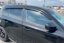 BMW řada 1 E81/E82/E87/E88 2004–2011 Ofuky oken (4 ks, HIC) fotografie 1