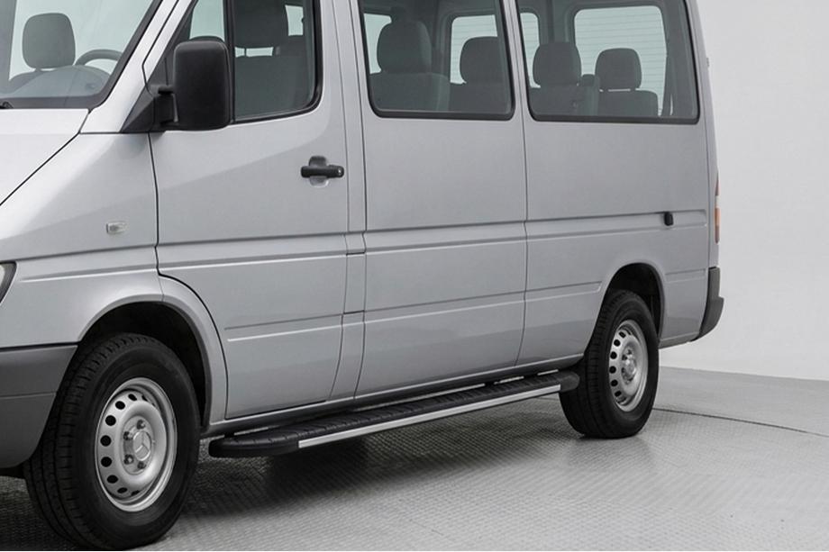 Volkswagen LT 1995–2006 Boční prahy Bosphorus Grey (2 ks, hliník) Image