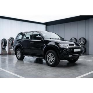 Boční prahy Bosphorus Grey (2 ks, hliník) Mitsubishi Pajero Sport 2008–2015 fotografie 1