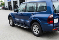 Mitsubishi Pajero Wagon III 1999–2006 Boční nášlapy Maya V1 (2 ks, hliník) fotografie 1