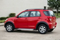 Daihatsu Terios 2006–2017 Boční prahy New Vision Grey (2 ks., hliník) fotografie 1