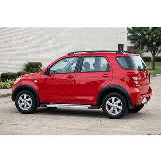 Boční prahy New Vision Grey (2 ks., hliník) Daihatsu Terios 2006–2017 fotografie 1