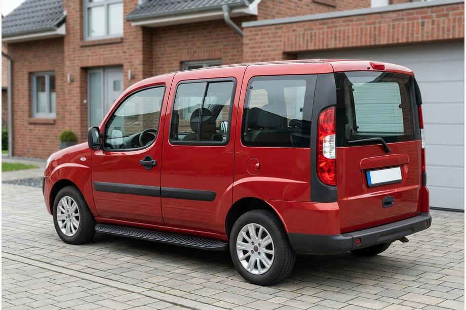 Fiat Doblo I 2005–2010 Boční nášlapy Tayga Black (2 ks, hliník) Image