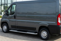 Fiat Ducato 2006–2025 Boční nášlapy Tayga V2 (2 ks, hliník) fotografie 1