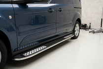 Ford Connect 2014–2021 Boční nášlapy Tayga V2 (2 ks, hliník) fotografie 1