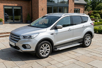 Ford Kuga/Escape 2013–2019 Boční nášlapy Vision New Grey (2 ks, hliník) S lakovanými lištami na dveřích fotografie 1